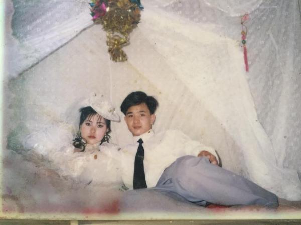 Đám cưới thời bố mẹ mình dung dị và trong veo đến nhường nào Đám cưới thời bố mẹ mình dung dị và trong veo đến nhường nào