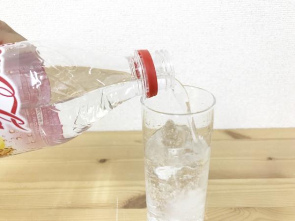Coca-Cola 'trình làng' dòng nước ngọt có gas trong suốt với 0 calo Coca-Cola 'trình làng' dòng nước ngọt có gas trong suốt với 0 calo