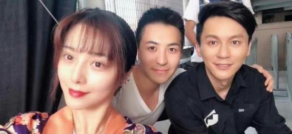 Scandal trốn thuế chưa lắng dịu, Phạm Băng Băng đã cùng Lý Thần đến Mỹ đánh bạc? Scandal trốn thuế chưa lắng dịu, Phạm Băng Băng đã cùng Lý Thần đến Mỹ đánh bạc?