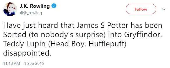 14 bí mật cực thú vị về 'Harry Potter' từng được nhà văn J.K.Rowling tiết lộ trên Twitter 14 bí mật cực thú vị về 'Harry Potter' từng được nhà văn J.K.Rowling tiết lộ trên Twitter