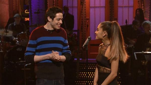 Hôn phu của Ariana Grande: Từng trầm cảm vì bi kịch gia đình, 'cảm nắng' nữ ca sĩ từ 2 năm trước! Hôn phu của Ariana Grande: Từng trầm cảm vì bi kịch gia đình, 'cảm nắng' nữ ca sĩ từ 2 năm trước!