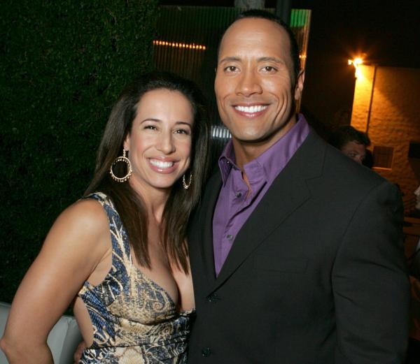 Dwayne Johnson: Từ gã đô vật triệu đô của Hollywood đến quý ông chồng mà ai cũng ước ao Dwayne Johnson: Từ gã đô vật triệu đô của Hollywood đến quý ông chồng mà ai cũng ước ao