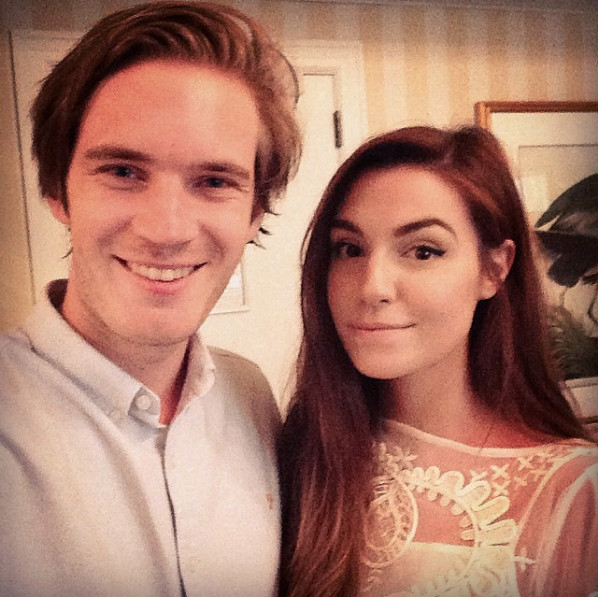 Hành trình tình yêu 7 năm của 'ông hoàng Youtube' Pewdiepie và bạn gái Marzia Hành trình tình yêu 7 năm của 'ông hoàng Youtube' Pewdiepie và bạn gái Marzia