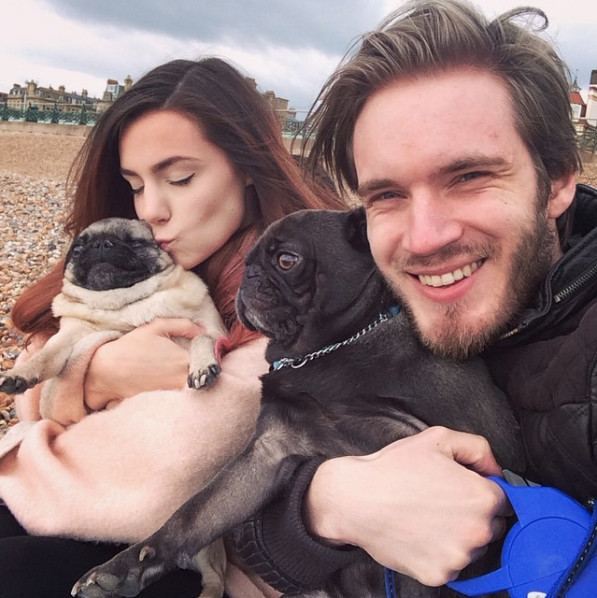Hành trình tình yêu 7 năm của 'ông hoàng Youtube' Pewdiepie và bạn gái Marzia Hành trình tình yêu 7 năm của 'ông hoàng Youtube' Pewdiepie và bạn gái Marzia