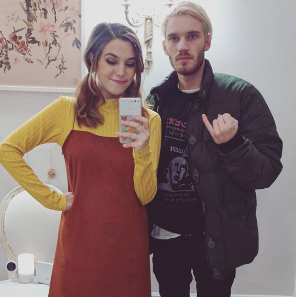 Hành trình tình yêu 7 năm của 'ông hoàng Youtube' Pewdiepie và bạn gái Marzia Hành trình tình yêu 7 năm của 'ông hoàng Youtube' Pewdiepie và bạn gái Marzia
