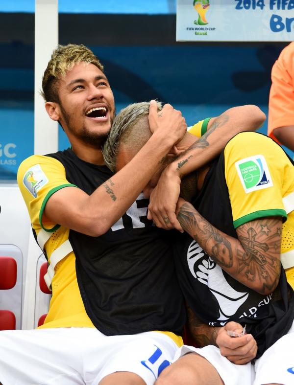 Nên xấu hổ hay tự hào về 14 quả đầu 'đắng' nhất lịch sử World Cup? Nên xấu hổ hay tự hào về 14 quả đầu 'đắng' nhất lịch sử World Cup?