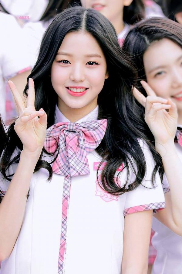 'Nữ thần' 14 tuổi mới nổi của Produce 48 gây sốt vì nhan sắc rực rỡ không hề thua kém Sulli 'Nữ thần' 14 tuổi mới nổi của Produce 48 gây sốt vì nhan sắc rực rỡ không hề thua kém Sulli