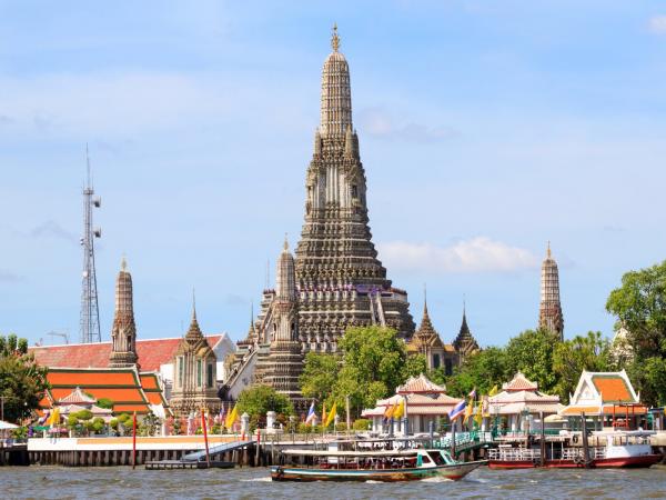 11 điều kinh khủng gây thiệt hại nặng nề mà dân du lịch đã từng gây ra 11 điều kinh khủng gây thiệt hại nặng nề mà dân du lịch đã từng gây ra