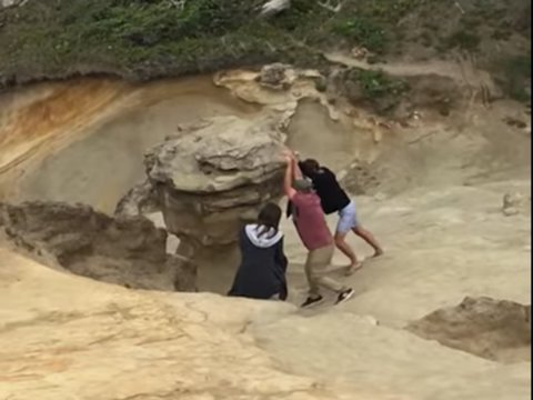 9 lần trẻ em gây thiệt hại hàng ngàn USD là do 'cháu nó còn bé' hay thiếu giáo dục? 9 lần trẻ em gây thiệt hại hàng ngàn USD là do 'cháu nó còn bé' hay thiếu giáo dục?