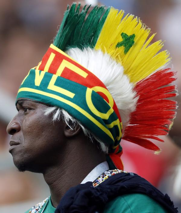 World Cup 2018: Mặt hổ, đầu bò và những màn hoá trang đỉnh cao của các cổ động viên World Cup 2018: Mặt hổ, đầu bò và những màn hoá trang đỉnh cao của các cổ động viên