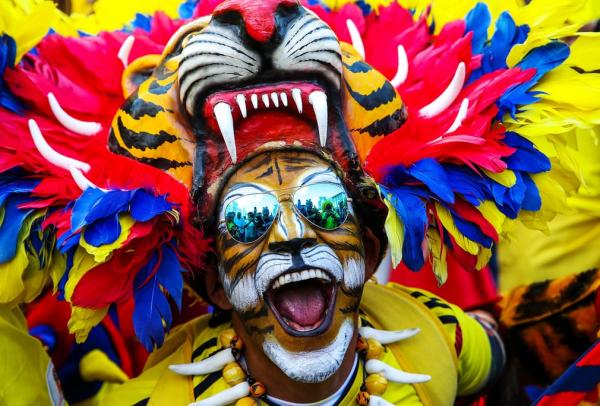 World Cup 2018: Mặt hổ, đầu bò và những màn hoá trang đỉnh cao của các cổ động viên World Cup 2018: Mặt hổ, đầu bò và những màn hoá trang đỉnh cao của các cổ động viên