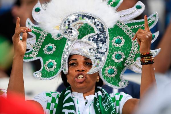 World Cup 2018: Mặt hổ, đầu bò và những màn hoá trang đỉnh cao của các cổ động viên World Cup 2018: Mặt hổ, đầu bò và những màn hoá trang đỉnh cao của các cổ động viên