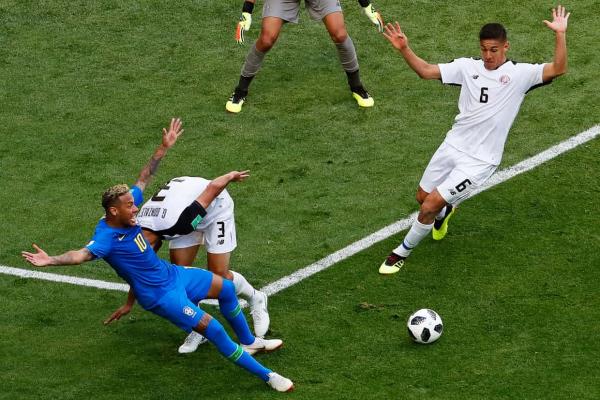 Keylor Navas: Nghỉ ngơi thôi, người gác đền vĩ đại của Costa Rica! Keylor Navas: Nghỉ ngơi thôi, người gác đền vĩ đại của Costa Rica!
