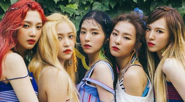 Kpop Predictions tiên tri một nhóm idol nữ chẳng ai ngờ sẽ là 'Best Female Group' năm nay Kpop Predictions tiên tri một nhóm idol nữ chẳng ai ngờ sẽ là 'Best Female Group' năm nay