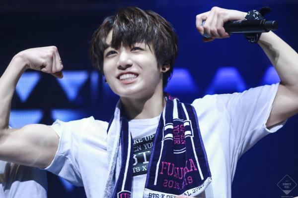 Nhìn 9 quý ông idol này mới hiểu vì sao fangirl cứ tranh nhau về 'làm dâu' Busan Nhìn 9 quý ông idol này mới hiểu vì sao fangirl cứ tranh nhau về 'làm dâu' Busan