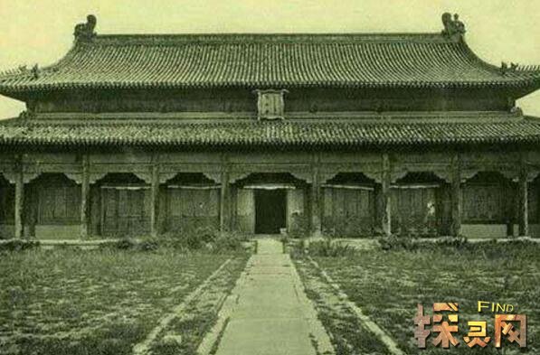 Đứng giữa Di Hoà Viên – Cung điện mùa hè đọc xong những truyện kinh dị này cũng thấy lạnh người Đứng giữa Di Hoà Viên – Cung điện mùa hè đọc xong những truyện kinh dị này cũng thấy lạnh người