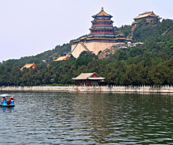 Đứng giữa Di Hoà Viên – Cung điện mùa hè đọc xong những truyện kinh dị này cũng thấy lạnh người Đứng giữa Di Hoà Viên – Cung điện mùa hè đọc xong những truyện kinh dị này cũng thấy lạnh người