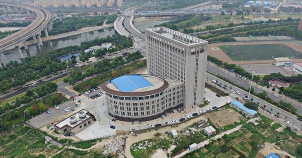 Những kiến trúc sư 'làm vì đam mê' như thế này lẽ ra không nên được cấp bằng tốt nghiệp Những kiến trúc sư 'làm vì đam mê' như thế này lẽ ra không nên được cấp bằng tốt nghiệp