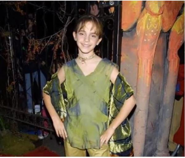 28 năm nhan sắc của 'hoa hồng nước Anh' Emma Watson gói gọn trong những bức ảnh này 28 năm nhan sắc của 'hoa hồng nước Anh' Emma Watson gói gọn trong những bức ảnh này