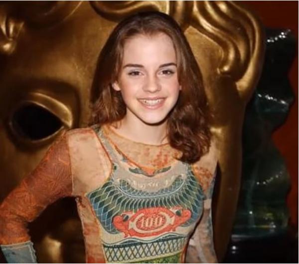 28 năm nhan sắc của 'hoa hồng nước Anh' Emma Watson gói gọn trong những bức ảnh này 28 năm nhan sắc của 'hoa hồng nước Anh' Emma Watson gói gọn trong những bức ảnh này