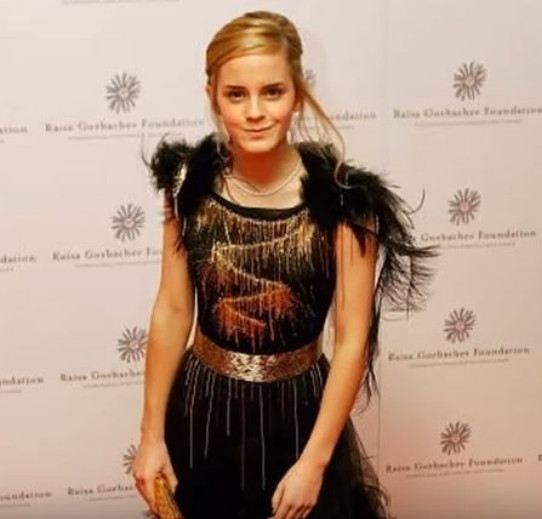 28 năm nhan sắc của 'hoa hồng nước Anh' Emma Watson gói gọn trong những bức ảnh này 28 năm nhan sắc của 'hoa hồng nước Anh' Emma Watson gói gọn trong những bức ảnh này