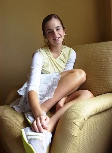 28 năm nhan sắc của 'hoa hồng nước Anh' Emma Watson gói gọn trong những bức ảnh này 28 năm nhan sắc của 'hoa hồng nước Anh' Emma Watson gói gọn trong những bức ảnh này