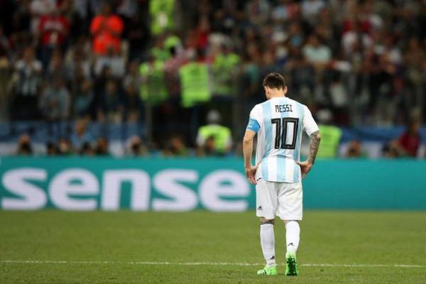WC 2018: 10 năm cống hiến và gồng gánh Argentina, Messi đã đủ 'vĩ đại' mà không cần giành World Cup WC 2018: 10 năm cống hiến và gồng gánh Argentina, Messi đã đủ 'vĩ đại' mà không cần giành World Cup