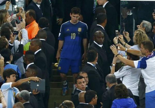 WC 2018: 10 năm cống hiến và gồng gánh Argentina, Messi đã đủ 'vĩ đại' mà không cần giành World Cup WC 2018: 10 năm cống hiến và gồng gánh Argentina, Messi đã đủ 'vĩ đại' mà không cần giành World Cup