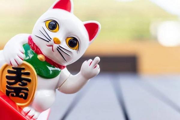 Khi 'mèo chiêu tài' đã quá chán ghét công việc kiếm khách cho bạn Khi 'mèo chiêu tài' đã quá chán ghét công việc kiếm khách cho bạn