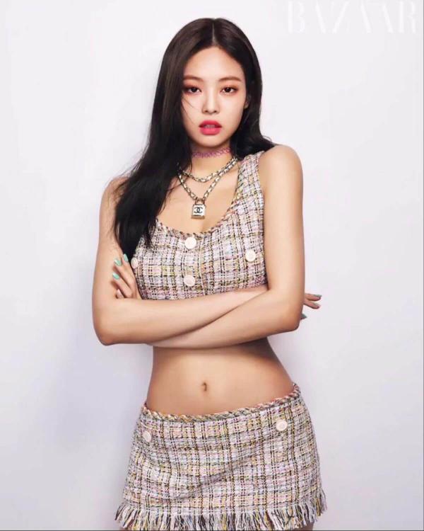 Khán giả dần nhận ra 'bộ mặt thật' của Jennie (Black Pink) khi cô nàng thường xuyên thực hiện cử chỉ này! Khán giả dần nhận ra 'bộ mặt thật' của Jennie (Black Pink) khi cô nàng thường xuyên thực hiện cử chỉ này!