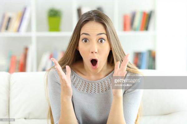 Cô bạn gái ghen tuông trong meme nổi tiếng bỗng nhiên được phong 'thánh hốt hoảng' Cô bạn gái ghen tuông trong meme nổi tiếng bỗng nhiên được phong 'thánh hốt hoảng'