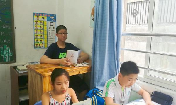 11 tuổi đã cao hơn 2 mét, đúng là 'người ăn không hết, kẻ lần không ra' 11 tuổi đã cao hơn 2 mét, đúng là 'người ăn không hết, kẻ lần không ra'