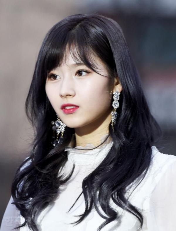 8 cặp idol nữ khiến fans tò mò vì mối quan hệ mờ ám 'trên mức tình bạn' 8 cặp idol nữ khiến fans tò mò vì mối quan hệ mờ ám 'trên mức tình bạn'