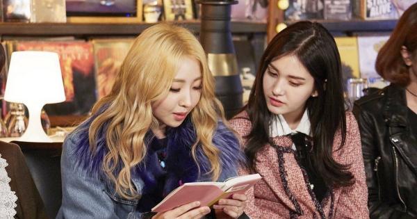 8 cặp idol nữ khiến fans tò mò vì mối quan hệ mờ ám 'trên mức tình bạn' 8 cặp idol nữ khiến fans tò mò vì mối quan hệ mờ ám 'trên mức tình bạn'