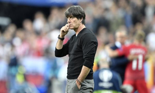 WC 2018: 4 ‘ông lớn’ đồng loạt ‘ngã ngựa’, khán giả hoang mang không còn động lực xem tiếp WC 2018: 4 ‘ông lớn’ đồng loạt ‘ngã ngựa’, khán giả hoang mang không còn động lực xem tiếp