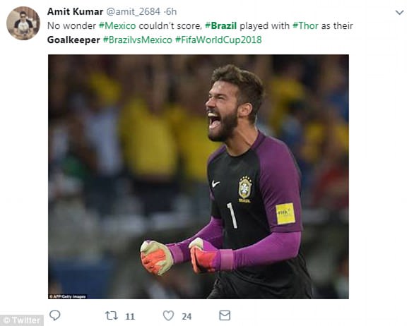 Cư dân mạng 'hết hồn' vì thủ môn đội tuyển Brazil trông giống 'Thor' Chris Hemsworth như tạc Cư dân mạng 'hết hồn' vì thủ môn đội tuyển Brazil trông giống 'Thor' Chris Hemsworth như tạc