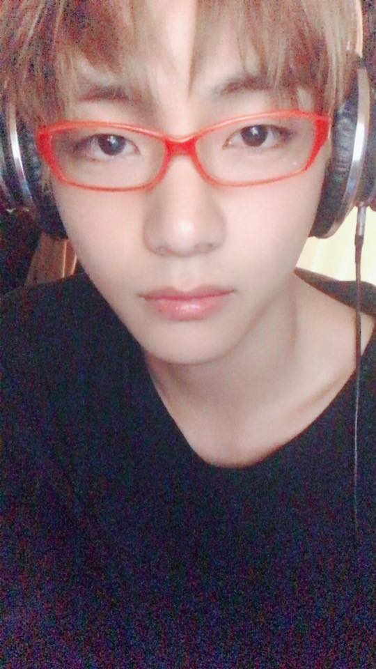 Bi hài chuyện các nam idol đẹp trai có thừa nhưng không biết sử dụng nhan sắc sao cho đúng Bi hài chuyện các nam idol đẹp trai có thừa nhưng không biết sử dụng nhan sắc sao cho đúng