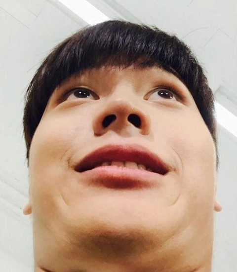 Bi hài chuyện các nam idol đẹp trai có thừa nhưng không biết sử dụng nhan sắc sao cho đúng Bi hài chuyện các nam idol đẹp trai có thừa nhưng không biết sử dụng nhan sắc sao cho đúng