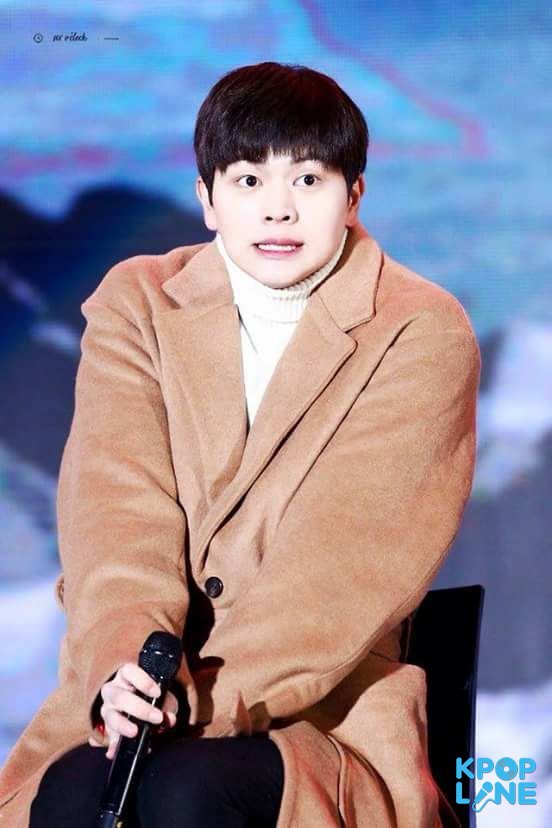 Bi hài chuyện các nam idol đẹp trai có thừa nhưng không biết sử dụng nhan sắc sao cho đúng Bi hài chuyện các nam idol đẹp trai có thừa nhưng không biết sử dụng nhan sắc sao cho đúng