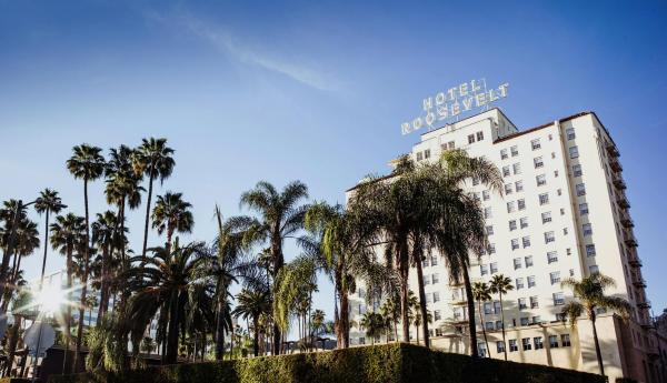 Giết người, bùa ngải, ma ám hay là những câu chuyện rùng rợn phía sau Hollywood phồn hoa Giết người, bùa ngải, ma ám hay là những câu chuyện rùng rợn phía sau Hollywood phồn hoa
