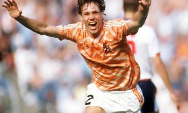 Dù chưa từng nâng tượng vàng World Cup, 10 cầu thủ này vẫn là huyền thoại trong lịch sử bóng đá Dù chưa từng nâng tượng vàng World Cup, 10 cầu thủ này vẫn là huyền thoại trong lịch sử bóng đá