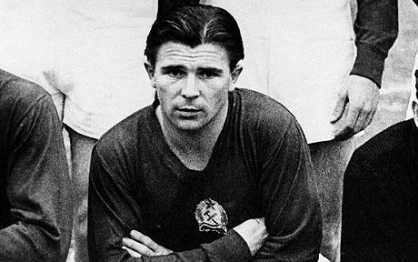 Dù chưa từng nâng tượng vàng World Cup, 10 cầu thủ này vẫn là huyền thoại trong lịch sử bóng đá Dù chưa từng nâng tượng vàng World Cup, 10 cầu thủ này vẫn là huyền thoại trong lịch sử bóng đá