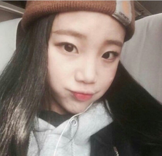 Lịch sử nhan sắc của JooE (Momoland) - nữ idol tự tin thừa nhận 'dao kéo' trên truyền hình Lịch sử nhan sắc của JooE (Momoland) - nữ idol tự tin thừa nhận 'dao kéo' trên truyền hình