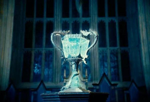 'Bật mí' những câu chuyện bí ẩn về 20 đạo cụ trong thế giới phép thuật của 'Harry Potter' 'Bật mí' những câu chuyện bí ẩn về 20 đạo cụ trong thế giới phép thuật của 'Harry Potter'