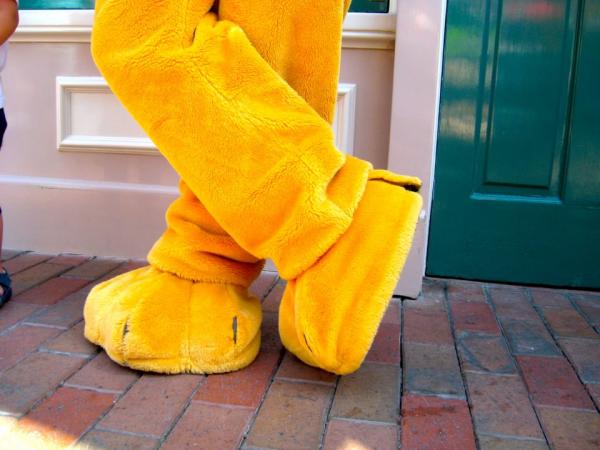 Cựu nhân viên bất ngờ tiết lộ những bí mật còn ẩn giấu ở công viên nổi tiếng Disneyland Cựu nhân viên bất ngờ tiết lộ những bí mật còn ẩn giấu ở công viên nổi tiếng Disneyland