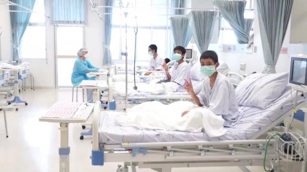 20 hình ảnh ấn tượng từ một tuần đầy sóng gió vừa qua (9/7 - 15/7) 20 hình ảnh ấn tượng từ một tuần đầy sóng gió vừa qua (9/7 - 15/7)
