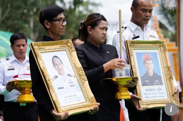 Đội bóng nhí được cứu khỏi hang Tham Luang bật khóc trước sự hy sinh của người cựu đặc nhiệm Thái Lan Đội bóng nhí được cứu khỏi hang Tham Luang bật khóc trước sự hy sinh của người cựu đặc nhiệm Thái Lan