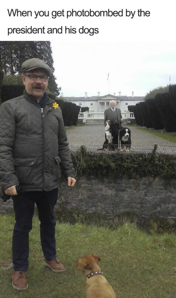Không phải 'soái ca' nhưng Tổng thống Ireland chinh phục mọi người bằng những hình ảnh đáng yêu vô cùng Không phải 'soái ca' nhưng Tổng thống Ireland chinh phục mọi người bằng những hình ảnh đáng yêu vô cùng