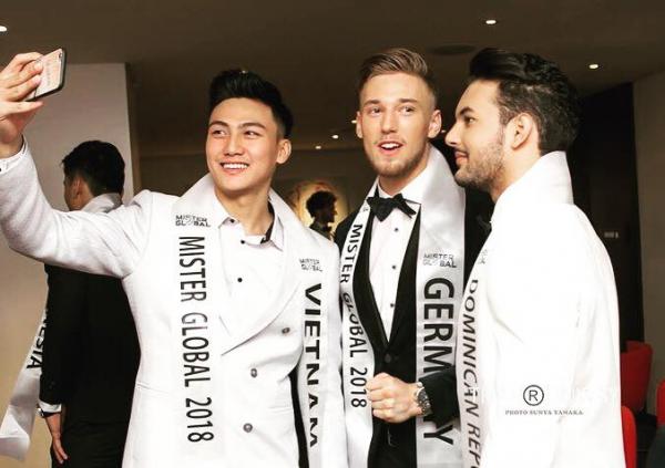 Đại diện Việt Nam kêu gọi đồng hương bình chọn cho mình tại Mister Global 2018 Đại diện Việt Nam kêu gọi đồng hương bình chọn cho mình tại Mister Global 2018