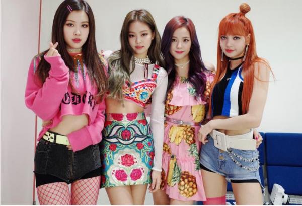 'Em bé mẫu giáo' Jennie (Black Pink) tan nát hình tượng sang chảnh sau khi tham gia 'Running Man' 'Em bé mẫu giáo' Jennie (Black Pink) tan nát hình tượng sang chảnh sau khi tham gia 'Running Man'